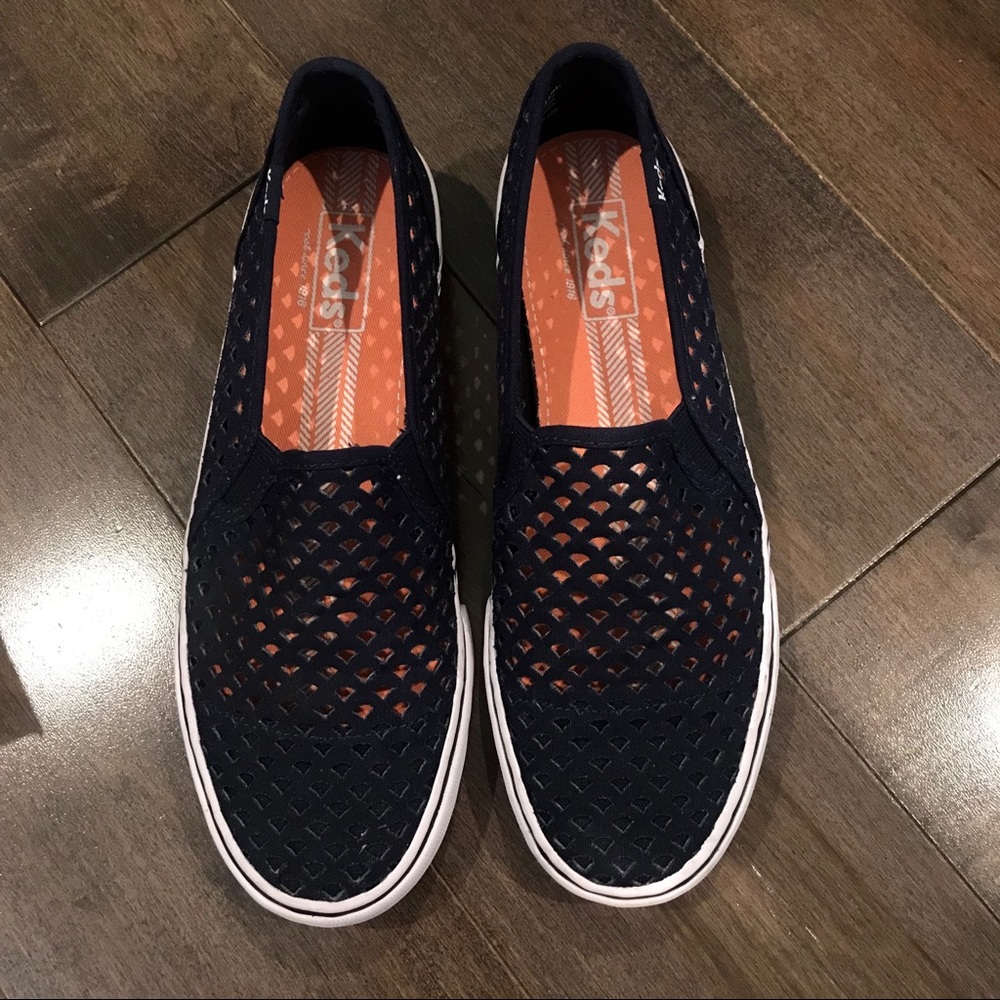 navy blue keds shoes